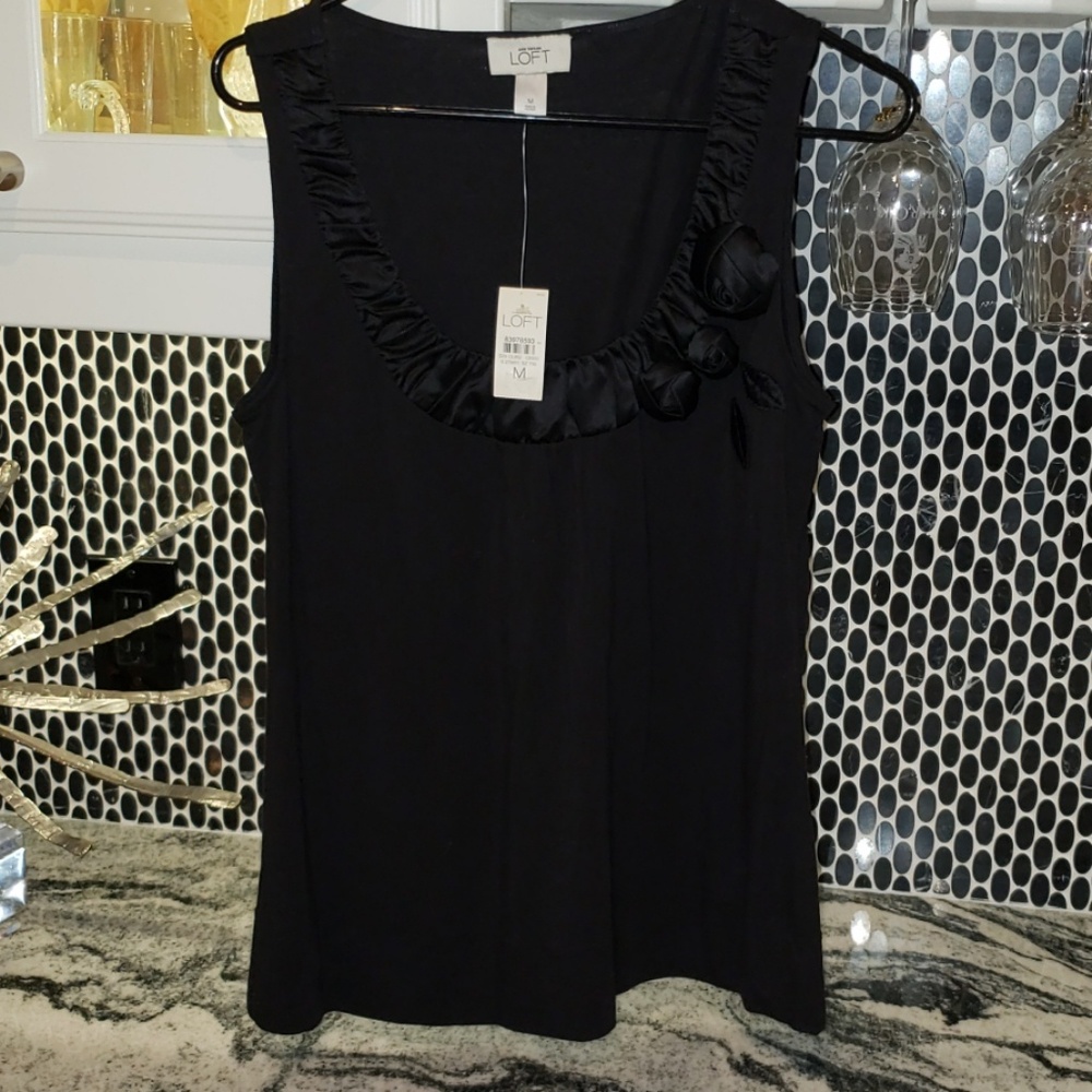 ANN TAYLOR LOFT Sleeveles SatinEmbellished Blouse